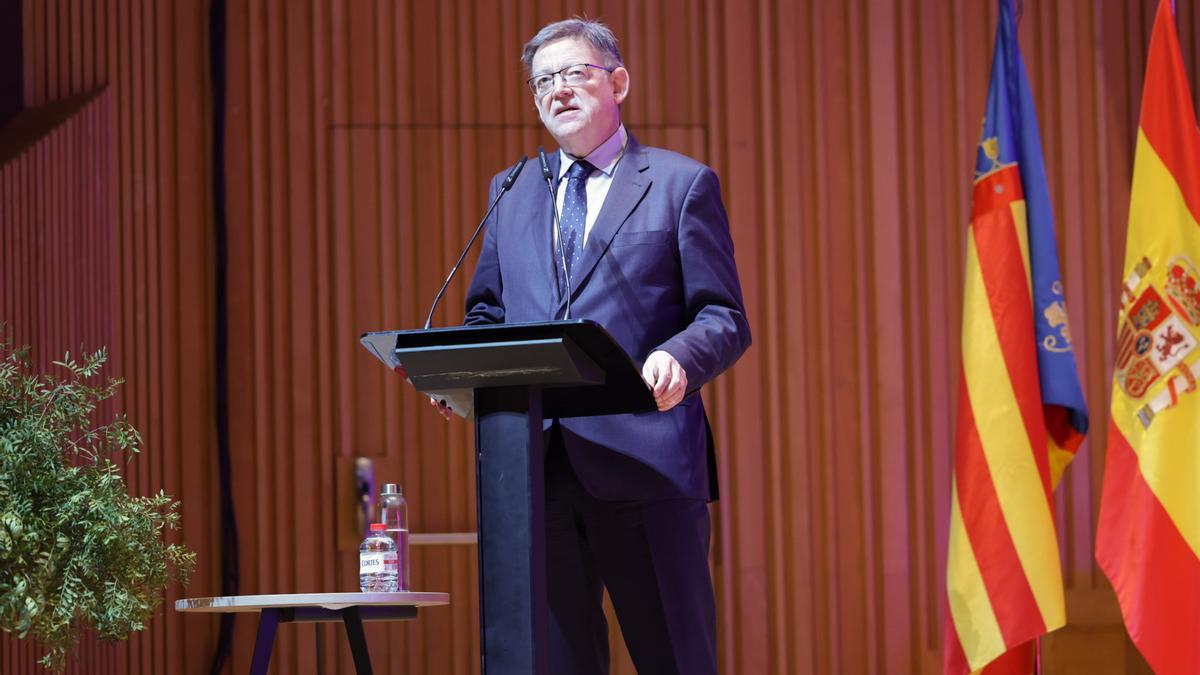 El president del Consell en la clausura del Congreso de FP