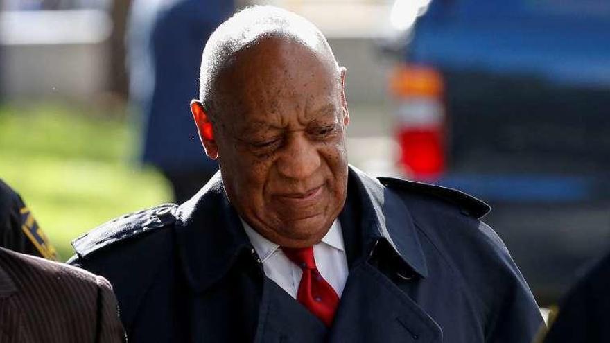 Bill Cosby, ayer, a su llegada a juicio.