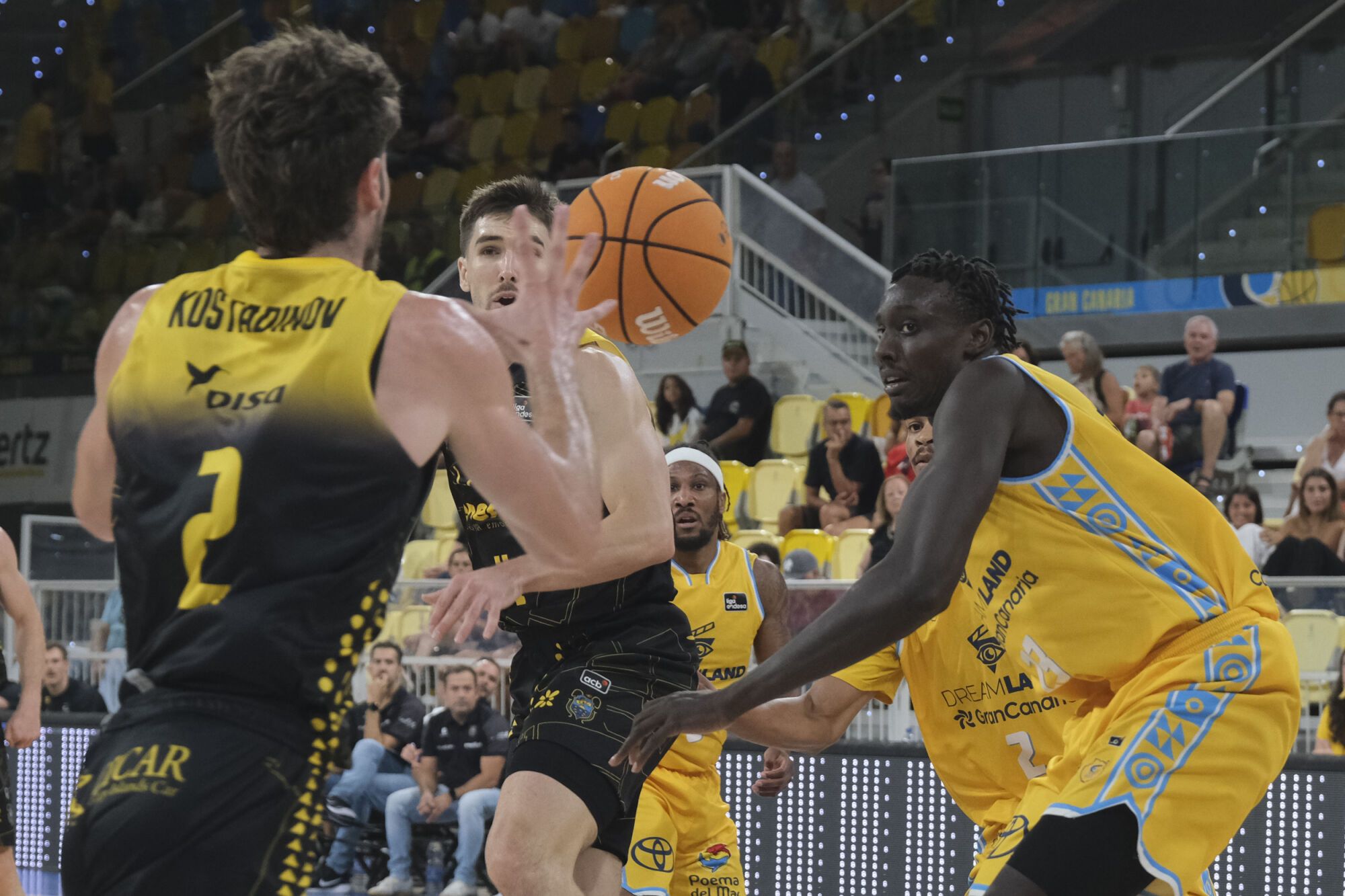 Amistoso: Dreamland Gran Canaria - La Laguna Tenerife