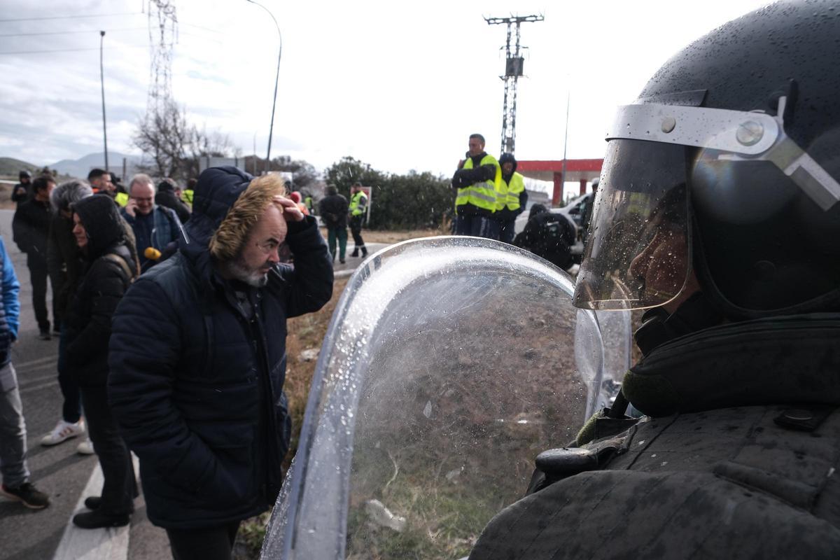Así ha sido la protesta de agricultores del Alto y Medio Vinalopó en Villena