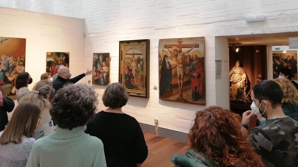 Visita de los profesores al Museo de Zamora.