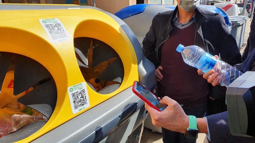 Éxito de RECICLOS, el sistema de reciclaje con recompensa, en Huesca