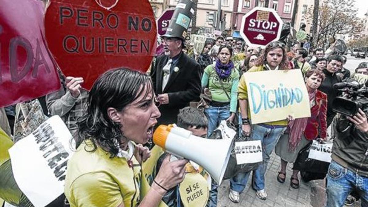 Protesta de la Plataforma de Afectados por la Hipoteca (PAH) en Valencia.