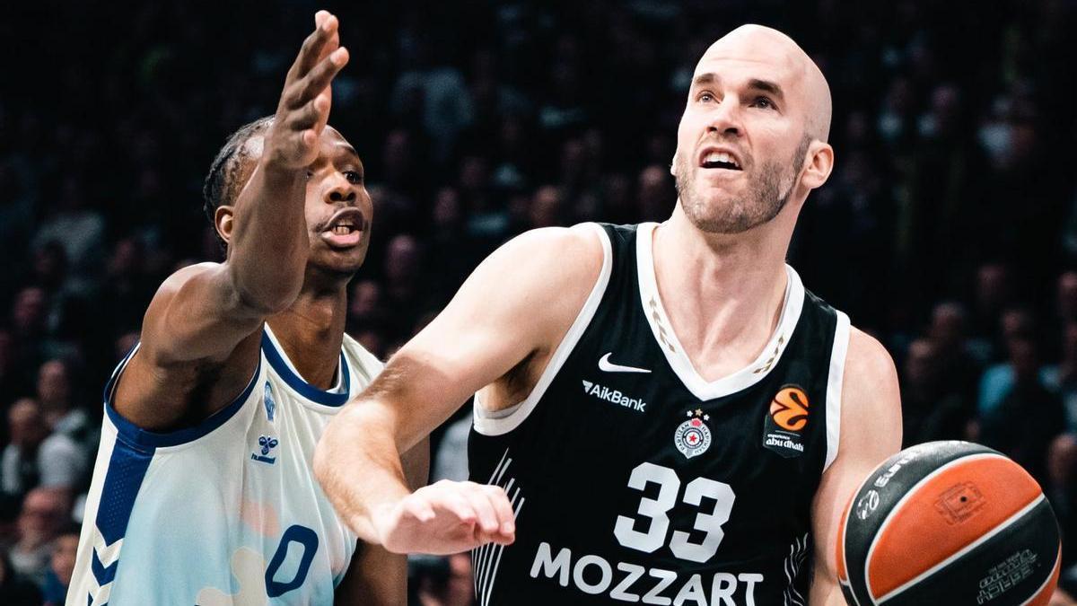 VALENCIA CF | «Tuvimos una renta definitiva en muchos partidos»