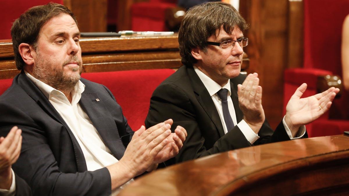 El Tribunal de Cuentas cita a Puigdemont y Junqueras por el 1-O