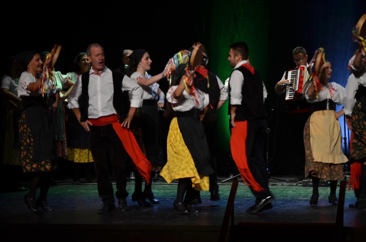 Festival Internacional de Folklore, grupo de Sicilia.