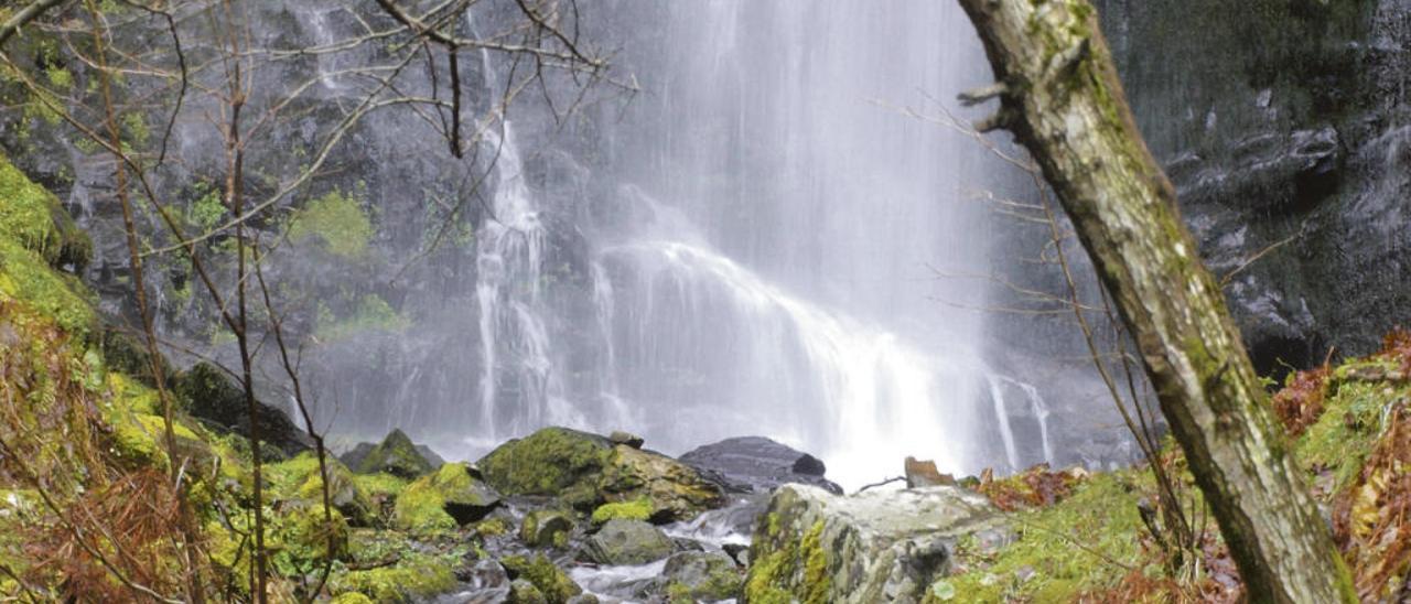 Cascada del Gualtón. / Escapada Rural-J.A.Glez.