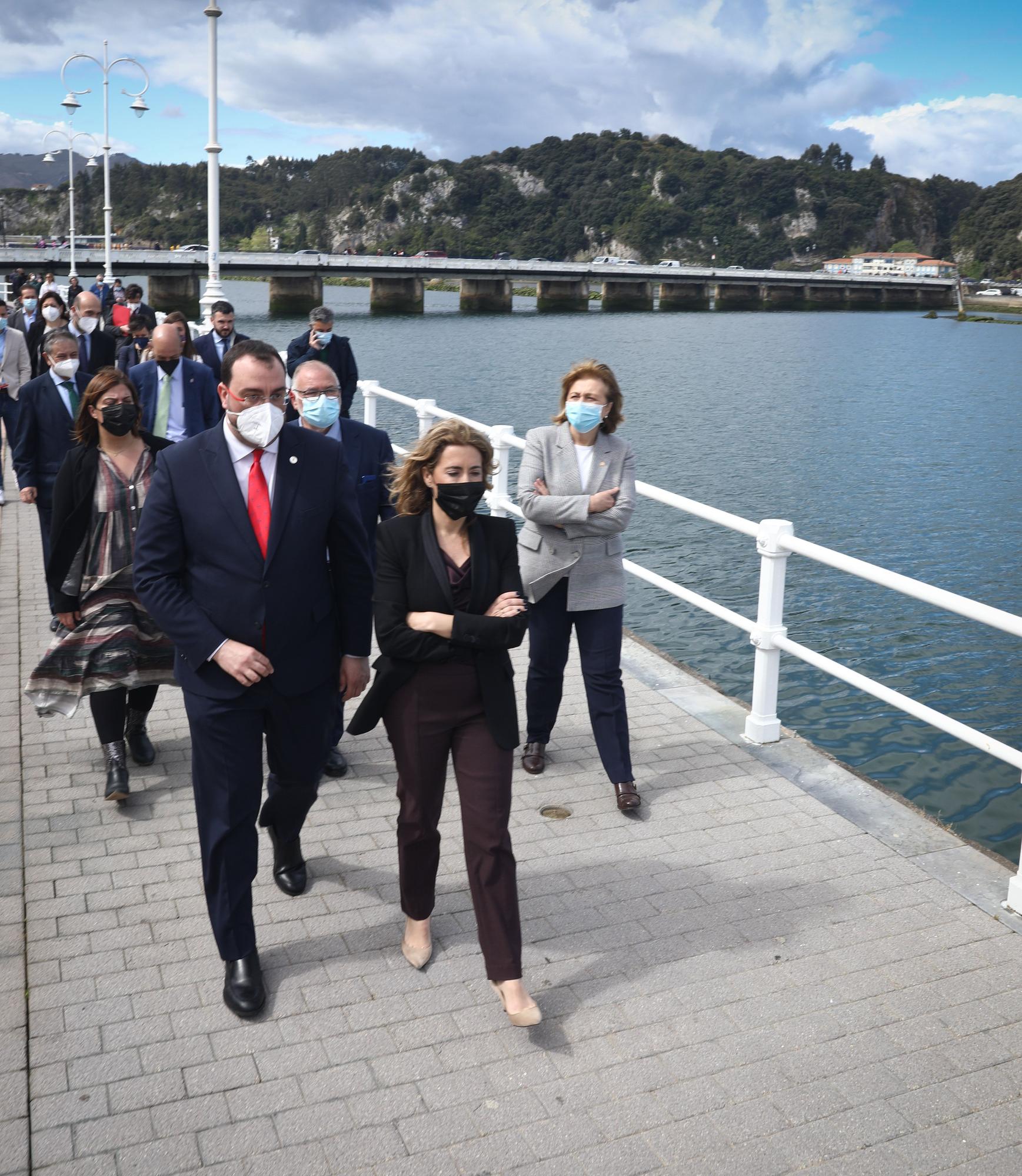 EN IMÁGENES: Así fue la visita de la ministra de Transportes, Raquel Sánchez, a Ribadesella