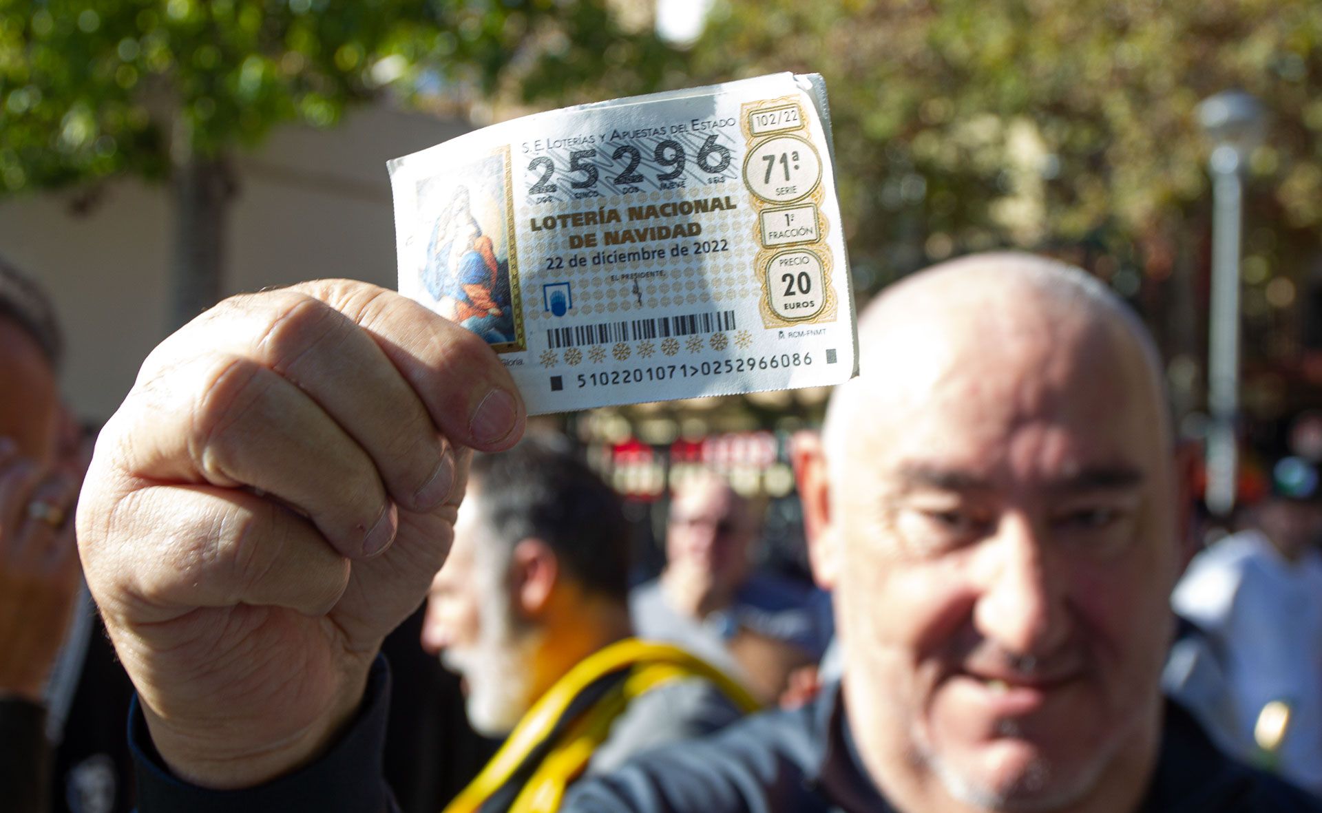 El Betis Florida de Alicante reparte 14 millones de euros del cuarto premio de la Lotería