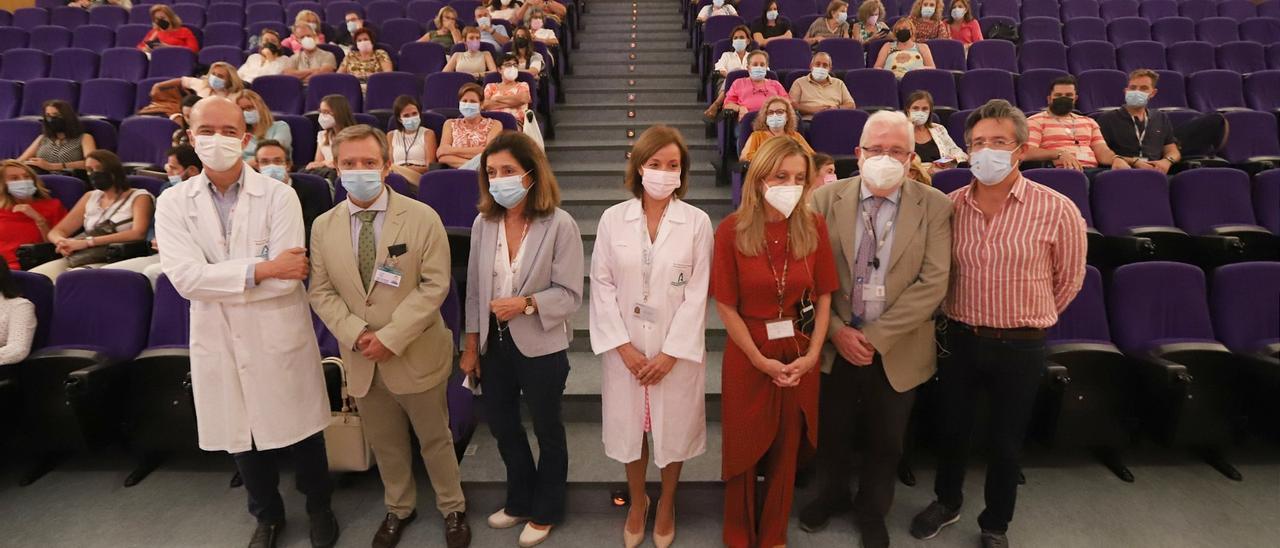 Especialistas en cáncer de mama del hospital Reina Sofía.