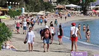 Menos turistas, más gasto: Ibiza y Formentera lideran los ingresos hoteleros con 225 euros por habitación