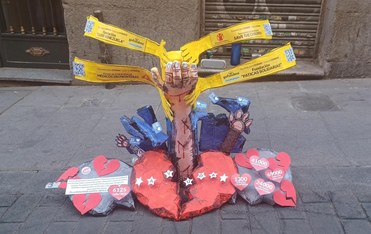Bolardo en solidaridad con Venezuela durante las Fiestas de San Lorenzo