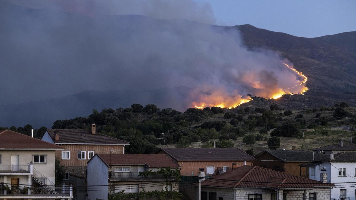 Incendio en Burgohondo.