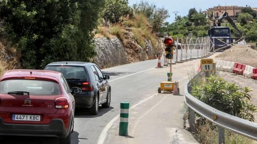 La carretera CV-755 reabierta al tráfico en un carril.