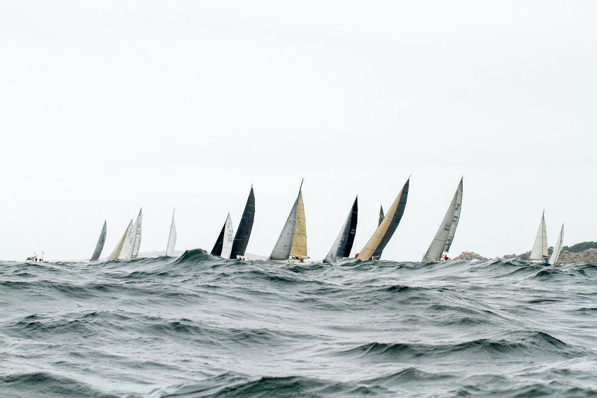 La salida de la regata.
