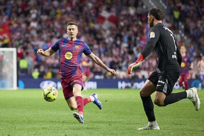 Lewandowski, fase decisiva: reunión de su agente con la Juventus