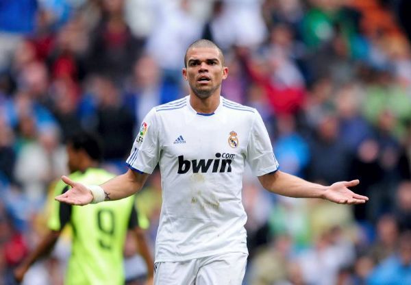 Histórico triunfo en el Bernabéu (R. Madrid 2 - R. Zaragoza 3)