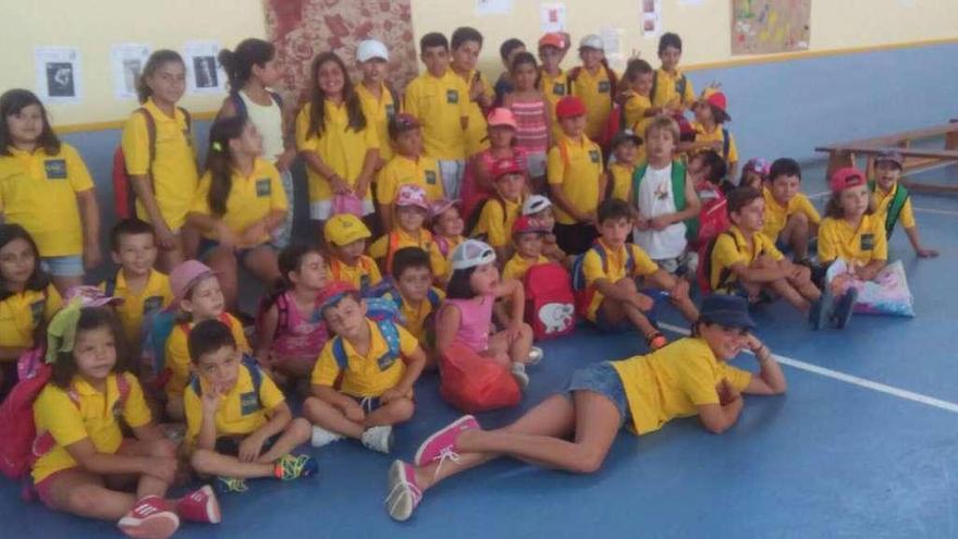 Campamento infantil en San Cristóbal y Santa Colomba