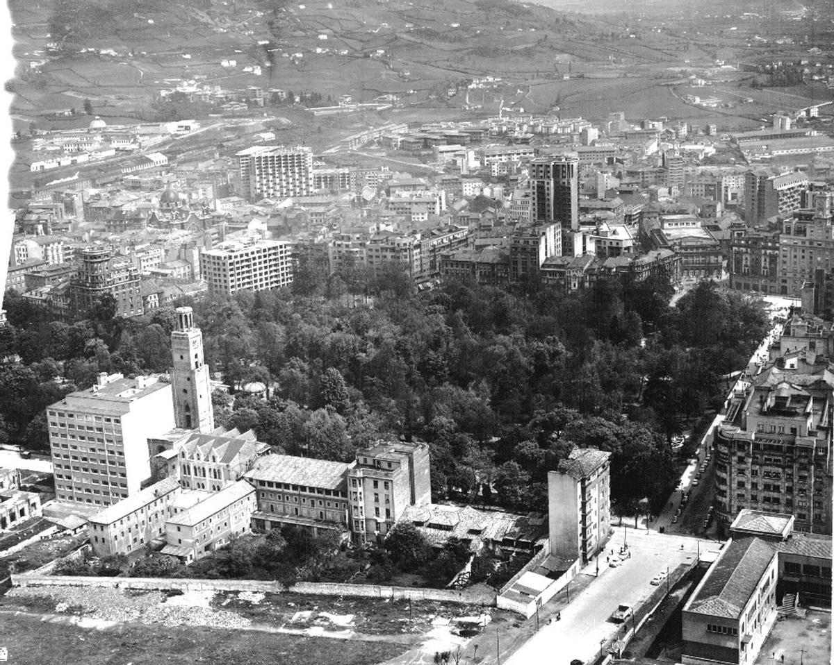 Vista aárea del entorno del Campo San Francisco y la calle Santa Susana.