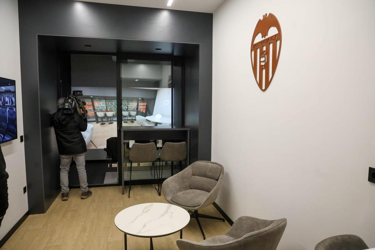 El Valencia recrea las zonas de butacas con servicio extra del Nou Mestalla