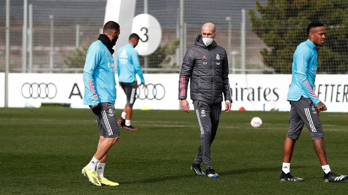 Zidane dirigió el entrenamiento de este martes