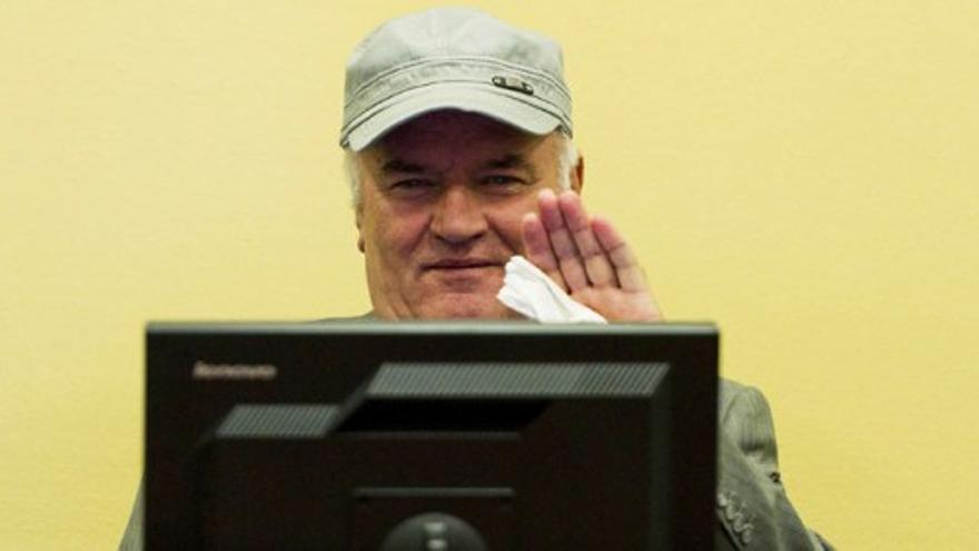 Mladic, expulsado de su juicio