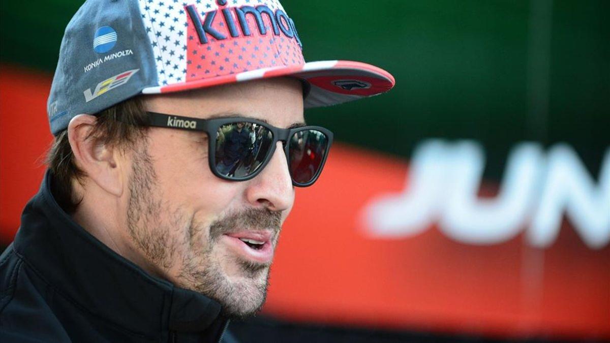 Alonso sigue de cerca la F1