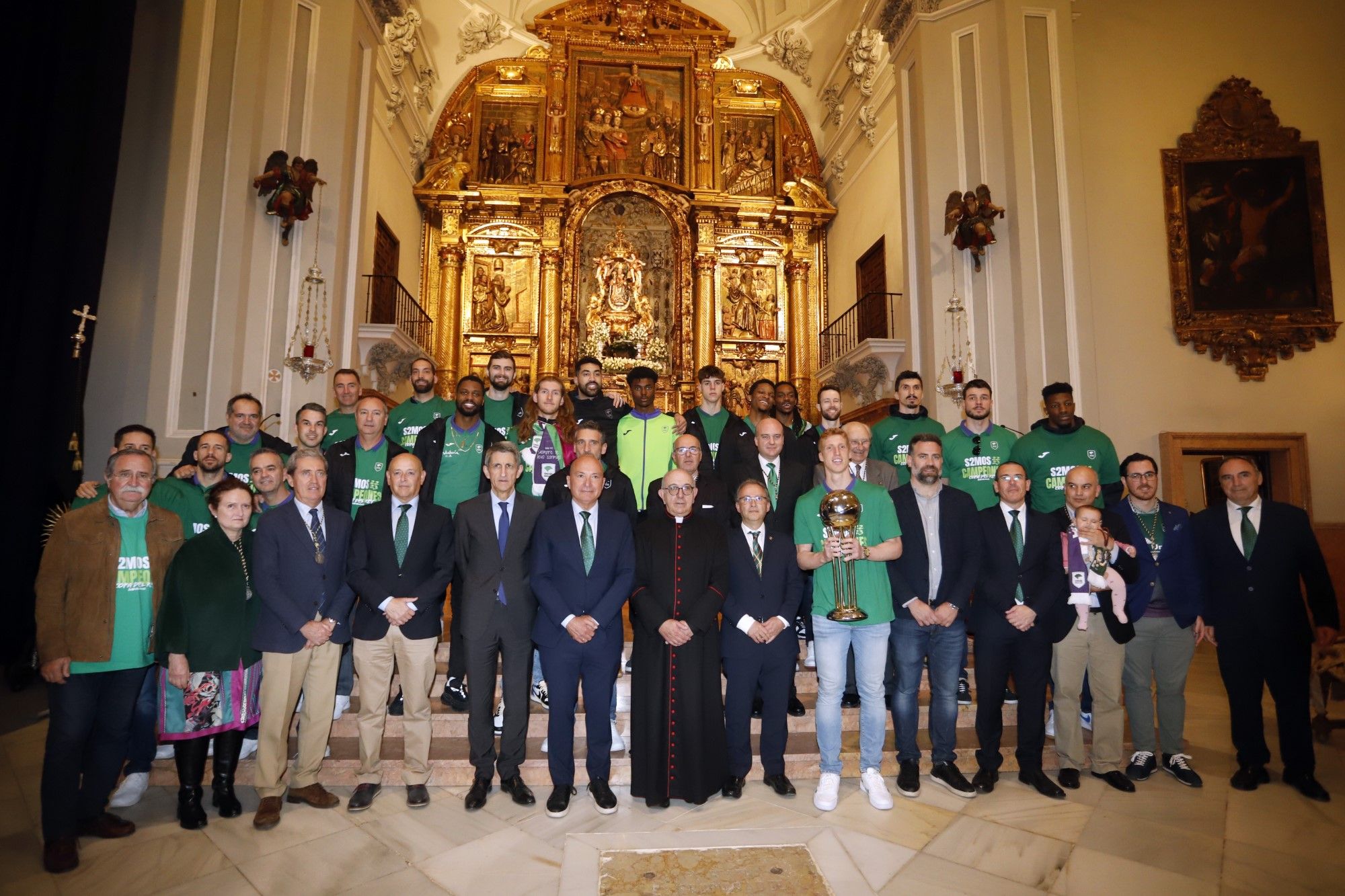 La fiesta del Unicaja, campeón de la Copa del Rey, por las calles de Málaga