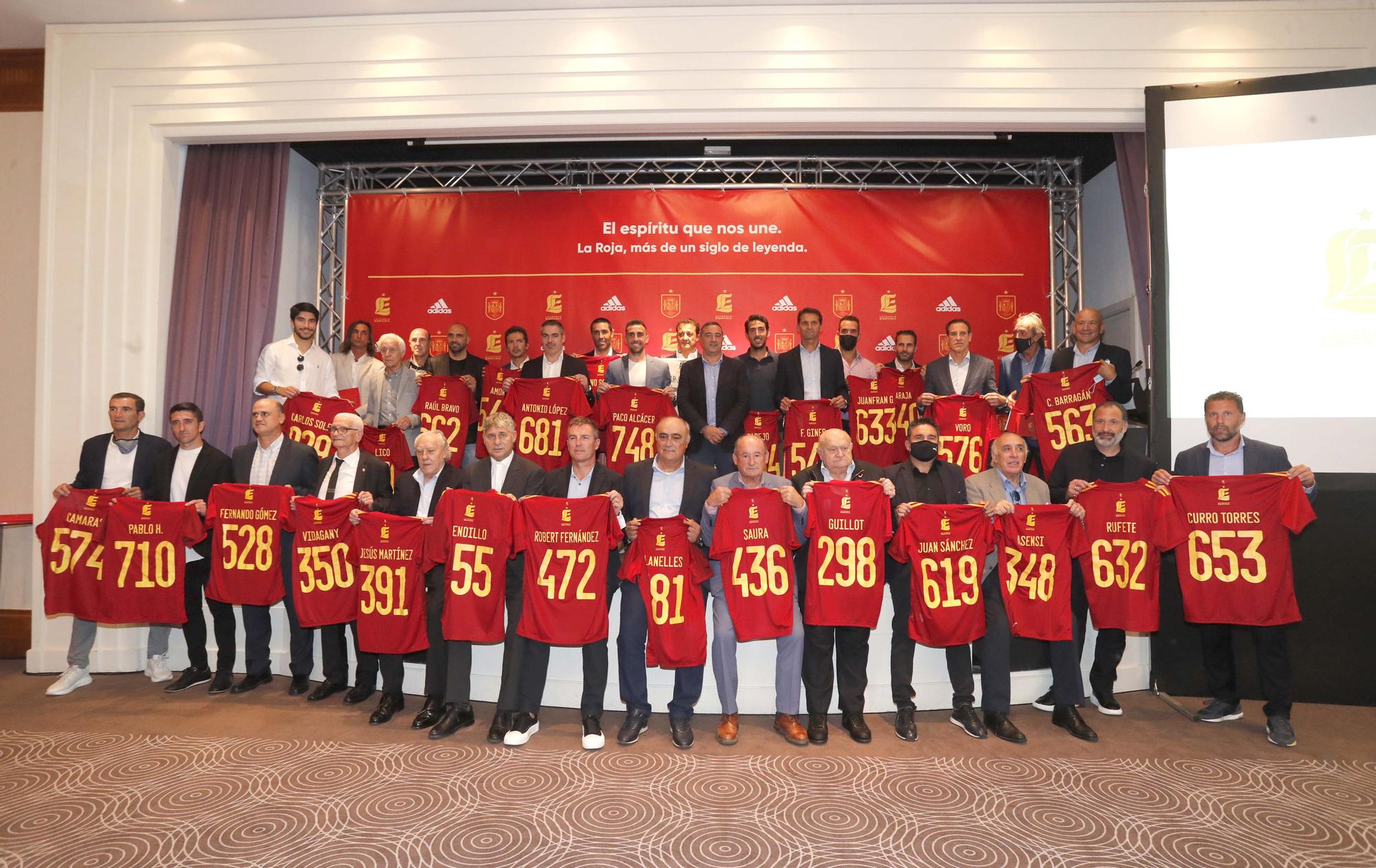 El corazón de La Roja se reúne en València