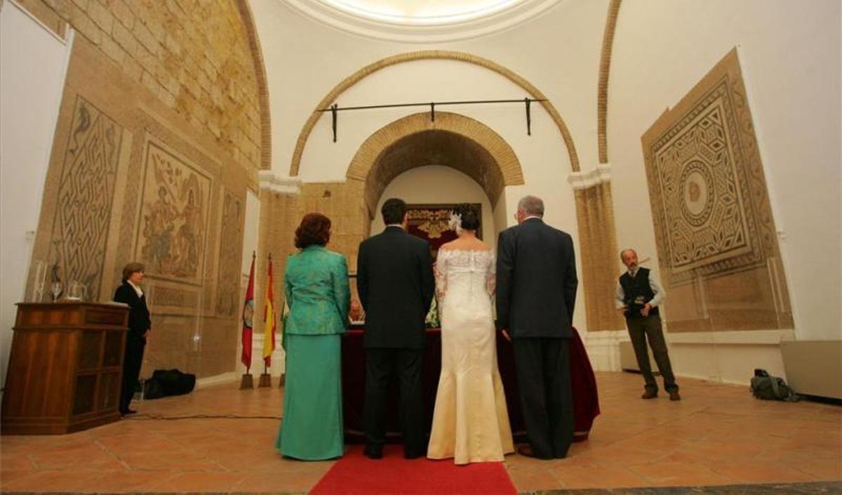Estas son las fechas para las bodas civiles en el Ayuntamiento de Córdoba en el año 2022