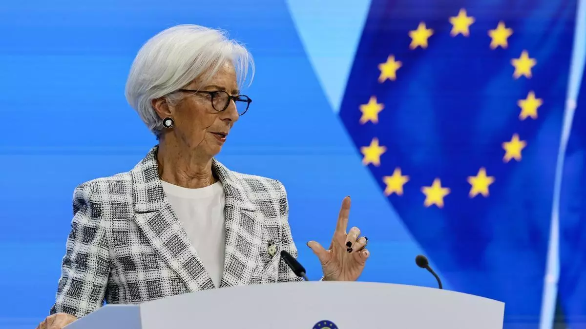 Lagarde se despide del BCE y se prepara para participar en asuntos "más allá de la política monetaria"