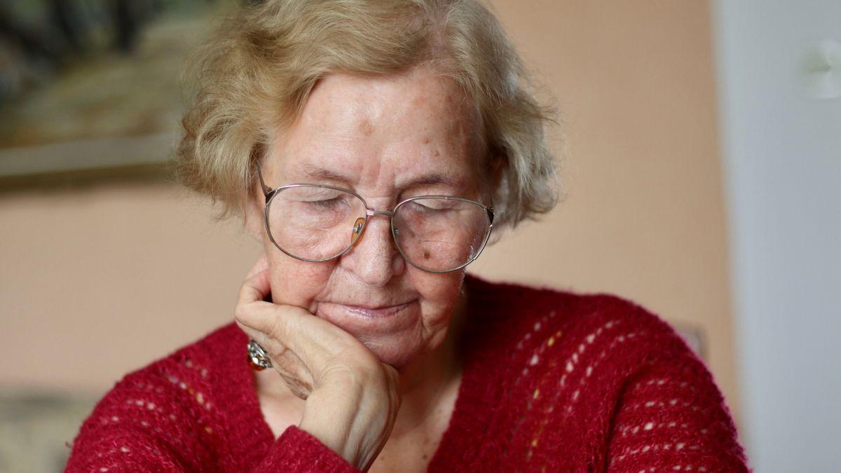 Mujer en edad de jubilación