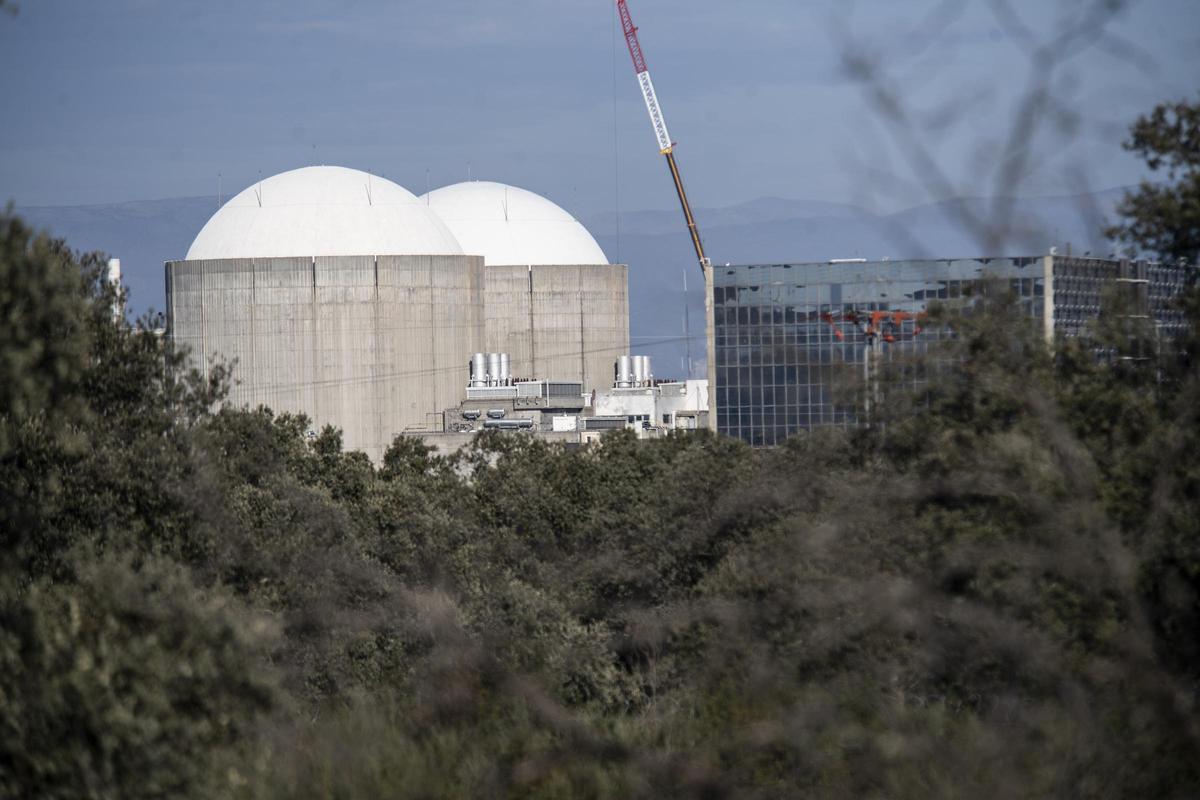 Edificios de la central nuclear.