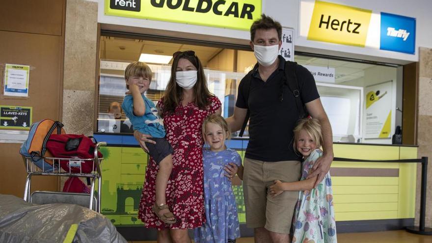 Espanya exigirà una PCR negativa als viatgers provinents de països de risc