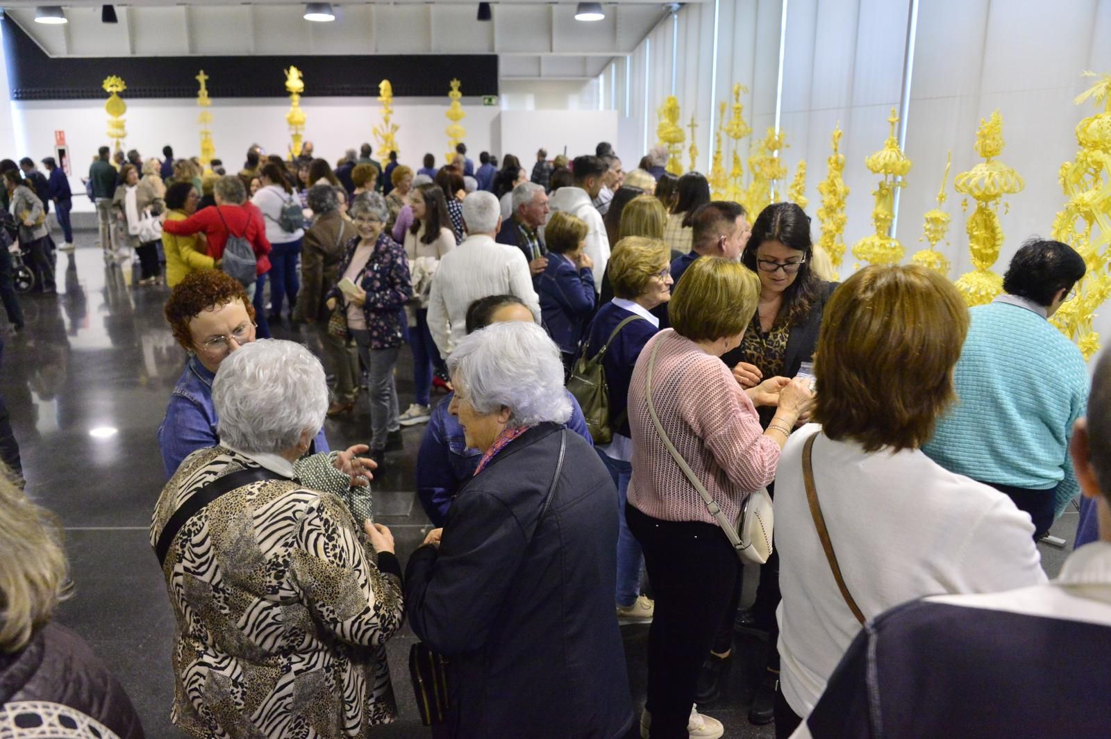 Así son las palmas blancas a concurso en Elche