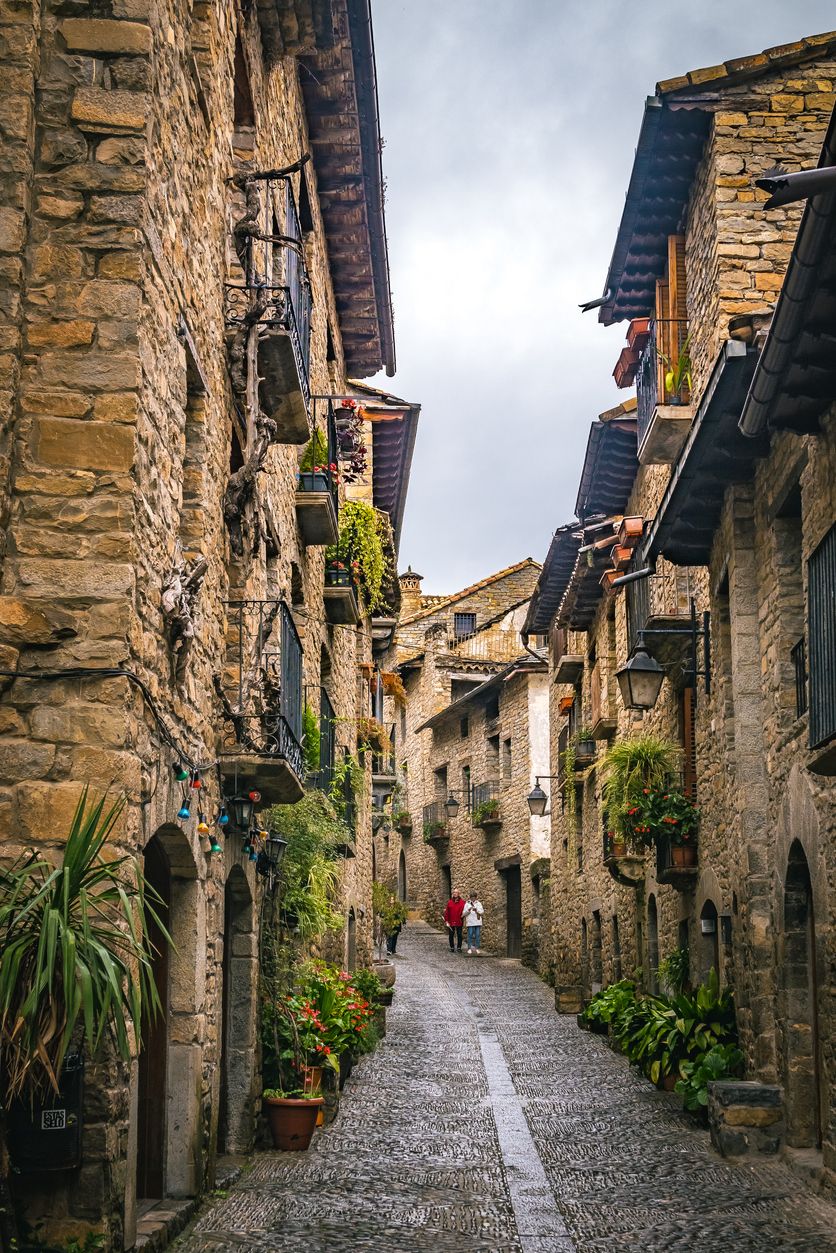 Las preciosas calles empedradas de Aínsa