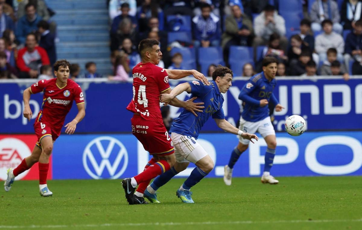 EN IMÁGENES: El Real Oviedo recibe al Getafe en el Tartiere