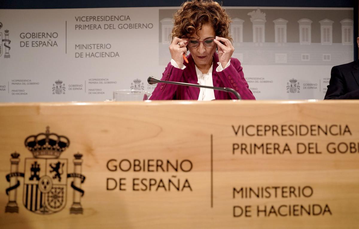 La vicepresidenta primera del Gobierno y ministra de Hacienda, María Jesus Montero, este viernes durante la propuesta del nuevo modelo de financiación autonómica.