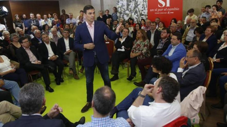 Pedro Sánchez reclama en Vigo un PSOE fuerte para que haya cambio