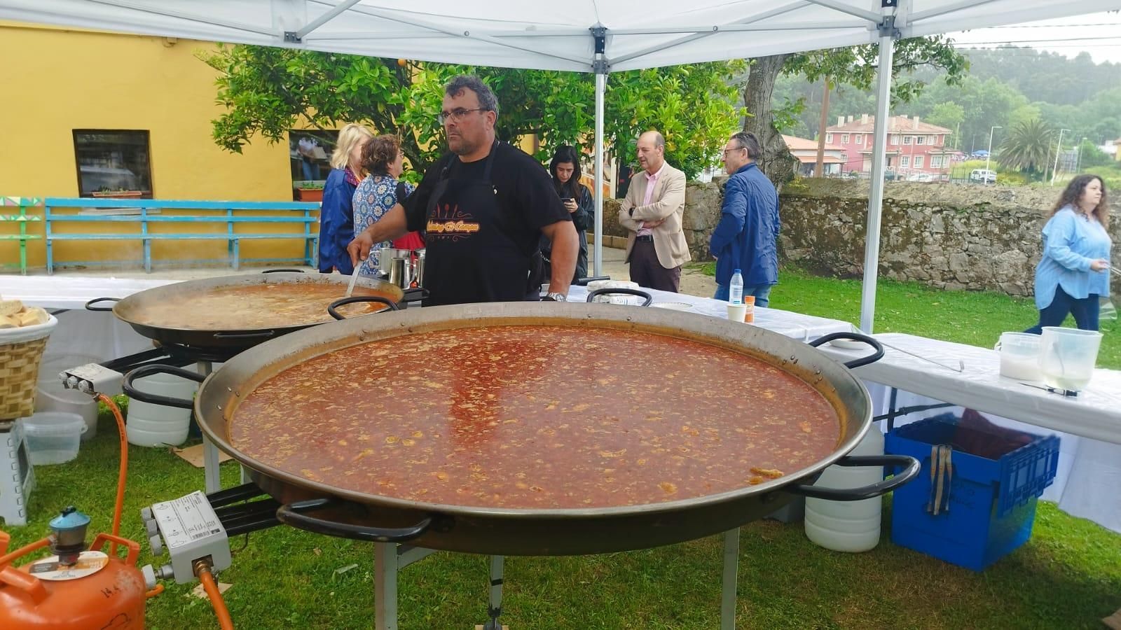El Patiu celebra su X Paella Solidaria con más de 200 comensales