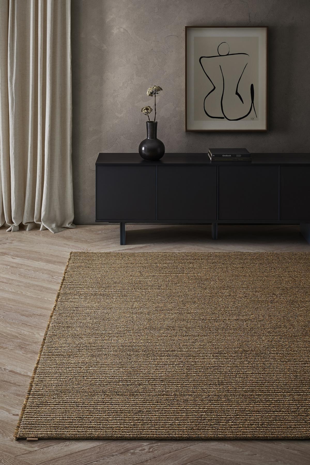 Suministros Ibiza trae a la isla la marca Naturtex, con alfombras sostenibles creadas con elementos naturales.