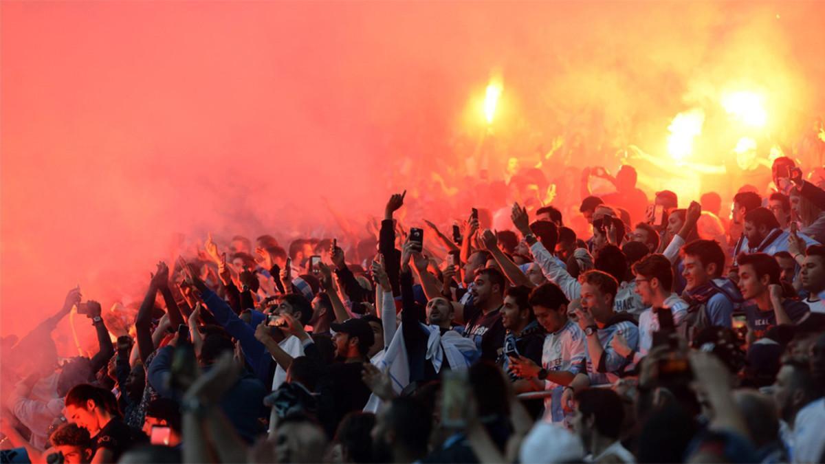 Aficionados del Olympique de Marsella durante la final de la Europa League 2017/18 frente al Atlético de Madrid