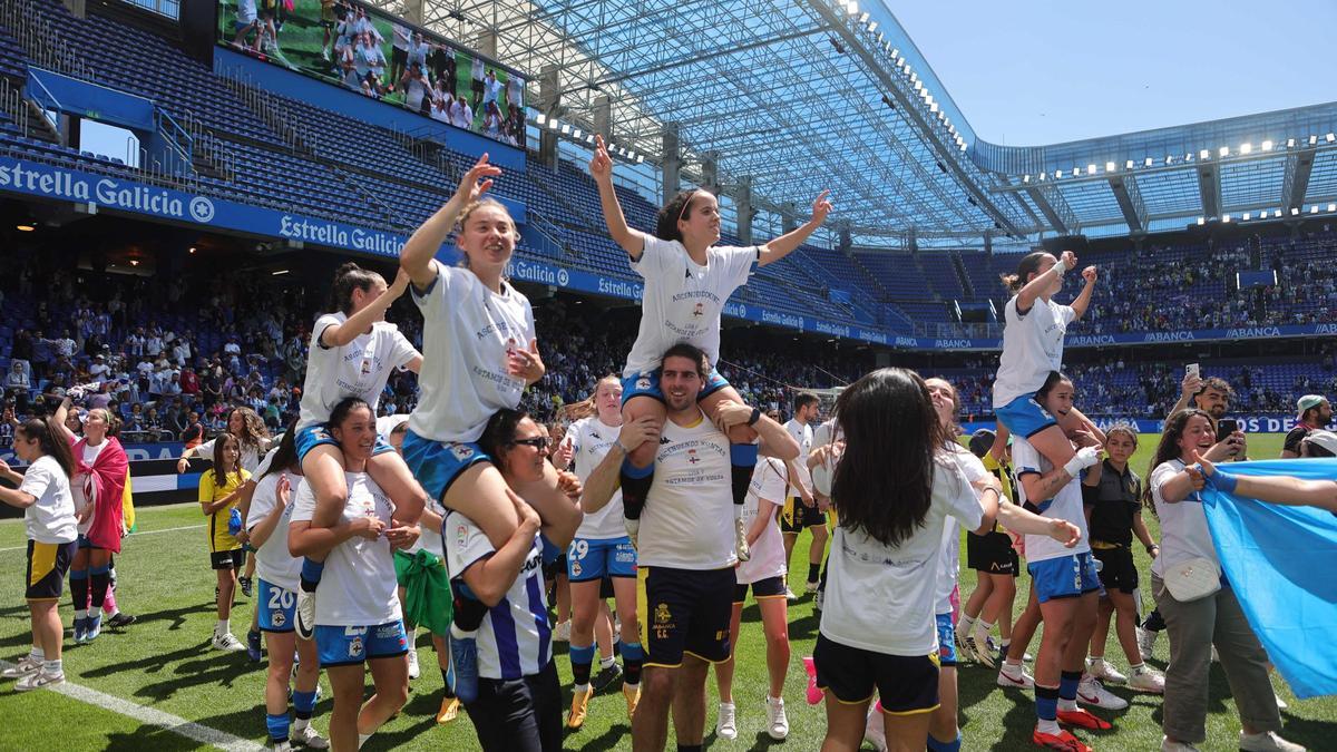 Día grande en Riazor tras el ascenso del Dépor Abanca a Primera División Femenina