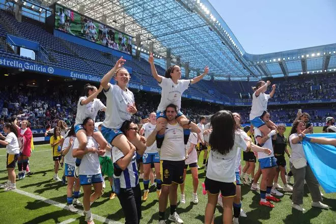 Día grande en Riazor tras el ascenso del Dépor Abanca a Primera División Femenina