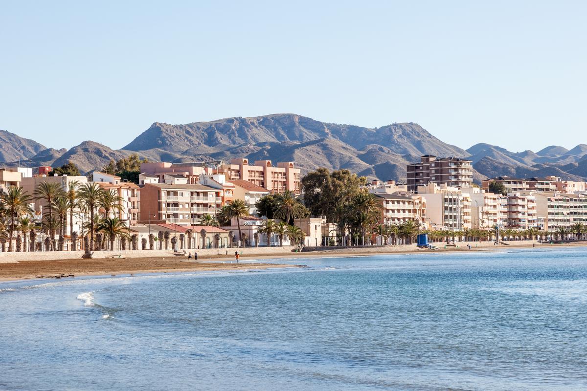 Playa de Puerto de Mazarron, en la Costa Cálida de la Región de Murcia
