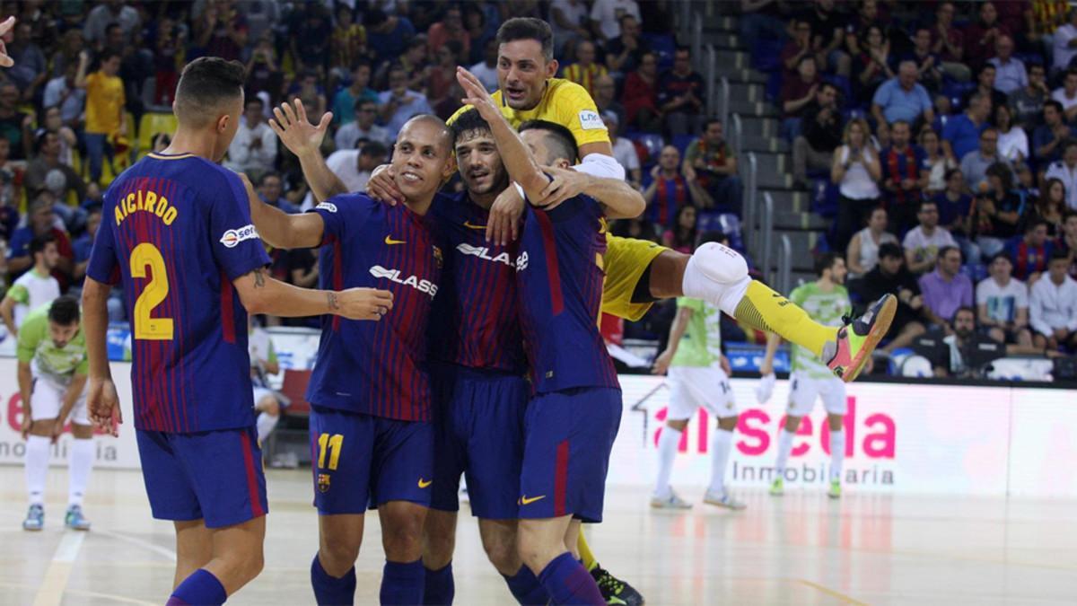 El Barça Lassa se impuso con autoridad al Levante en el Palau