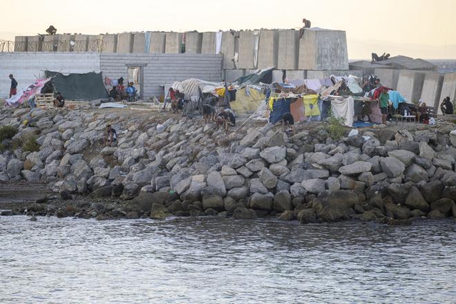 Un sargento herido y cuatro marroquíes detenidos tras un "ataque" a militares en Ceuta
