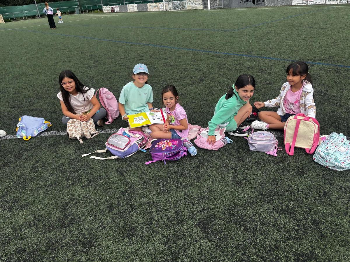 Alumnos del Santiago Apóstol, en Riosa.