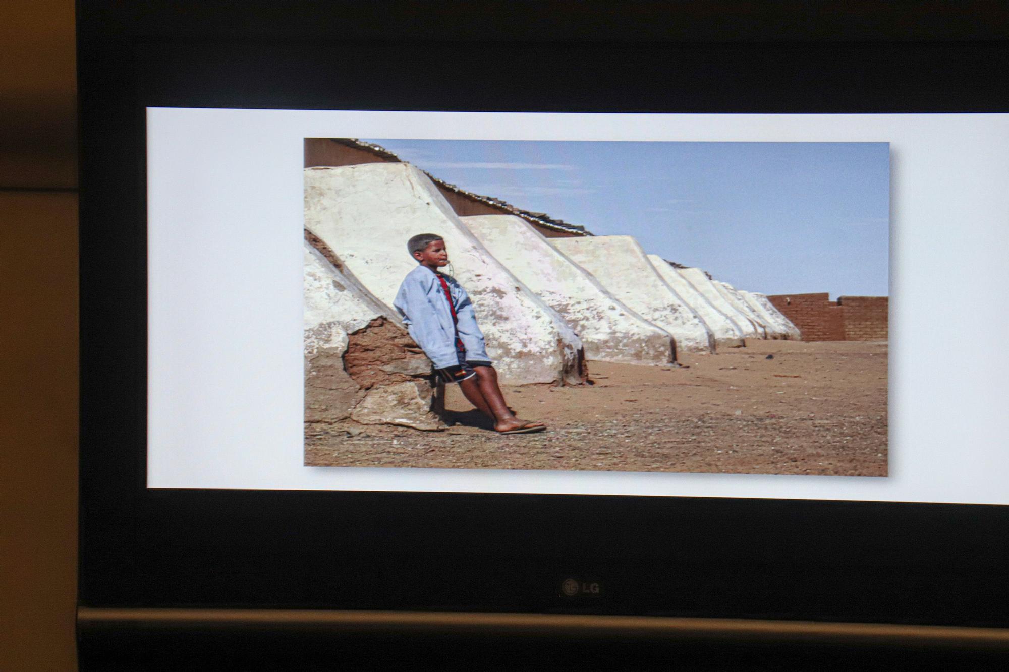 Muestra fotográfica de los campos de refugiados exhibida en la conferencia