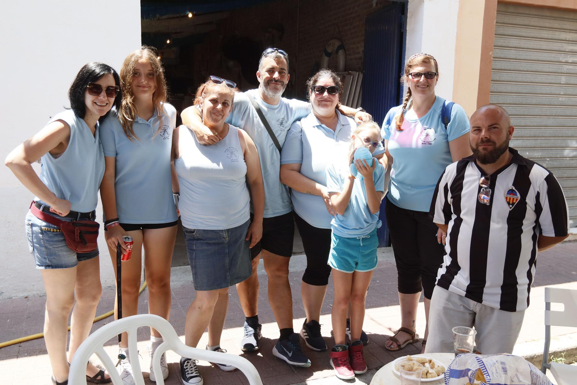 Búscate en la galería de collas de las fiestas de Sant Pere del Grau